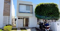 Casa En Renta En El Refugio Querétaro