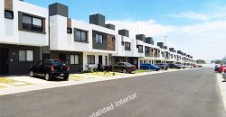 Casa En Venta En Zakia Querétaro