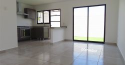 Casa En Venta En Zakia Querétaro