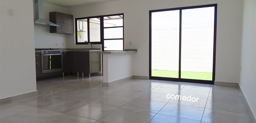 Casa En Venta En Zakia Querétaro