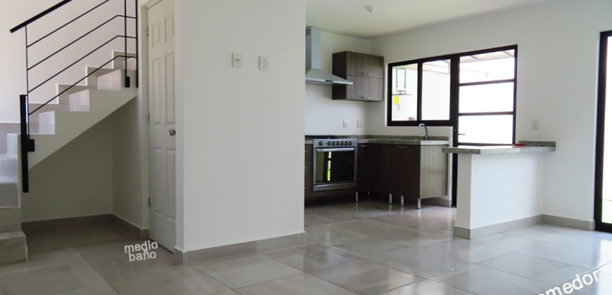 Casa En Venta En Zakia Querétaro