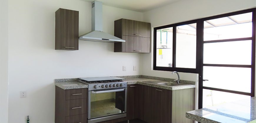 Casa En Venta En Zakia Querétaro