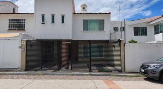 Casa En Venta En Milenio III Querétaro