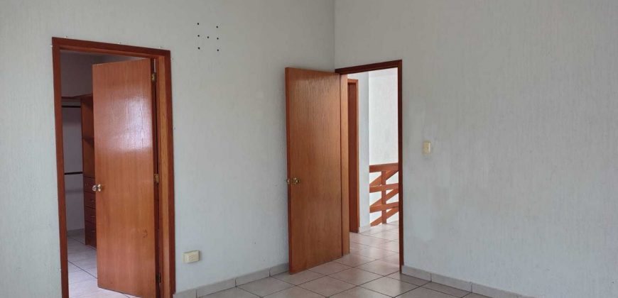Casa En Venta En Milenio III Querétaro