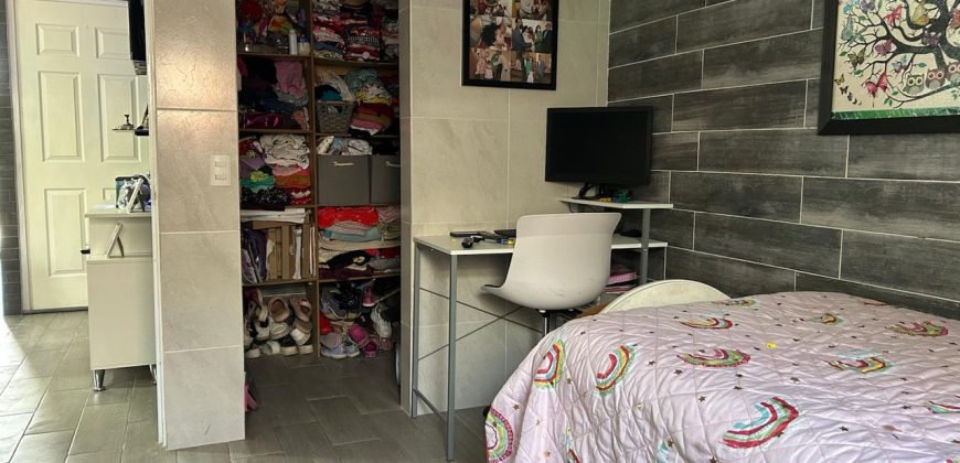 Casa En Venta En Paseos Del Bosque Querétaro