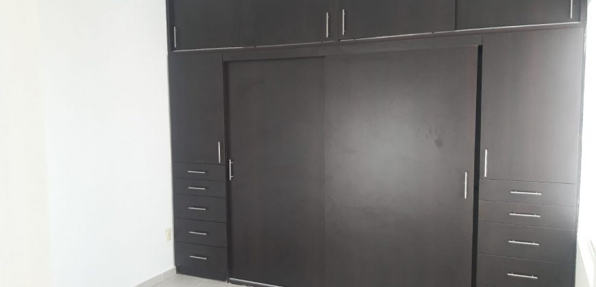 Departamento En Venta En Paseos Del Bosque Querétaro