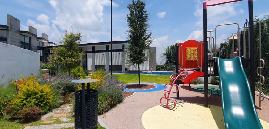 Terreno En Venta En Fracc. Real De Los Cues Querétaro