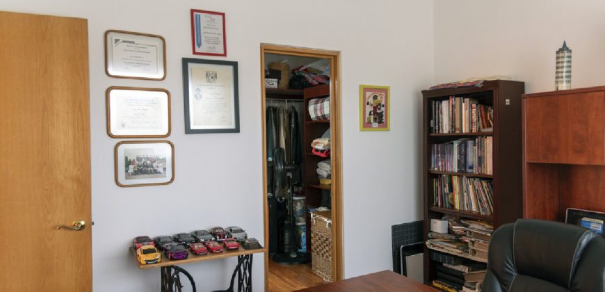 Residencia en condominio con excelente ubicación en Vista Esmeralda, Atizapán