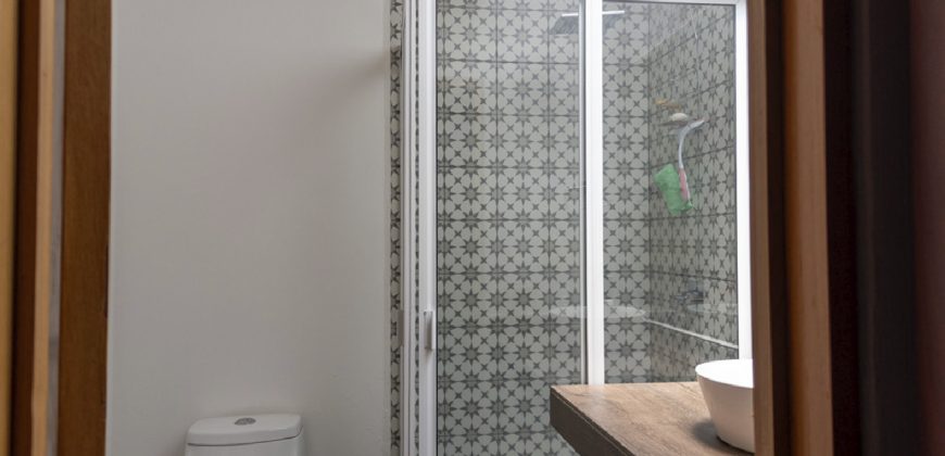 Residencia en condominio con excelente ubicación en Vista Esmeralda, Atizapán