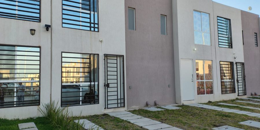 Casa En Renta En Villas De La Estancia Cerca Planta Toyota