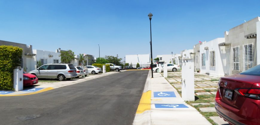 Casa En Renta En Paseos Del Bosque Querétaro