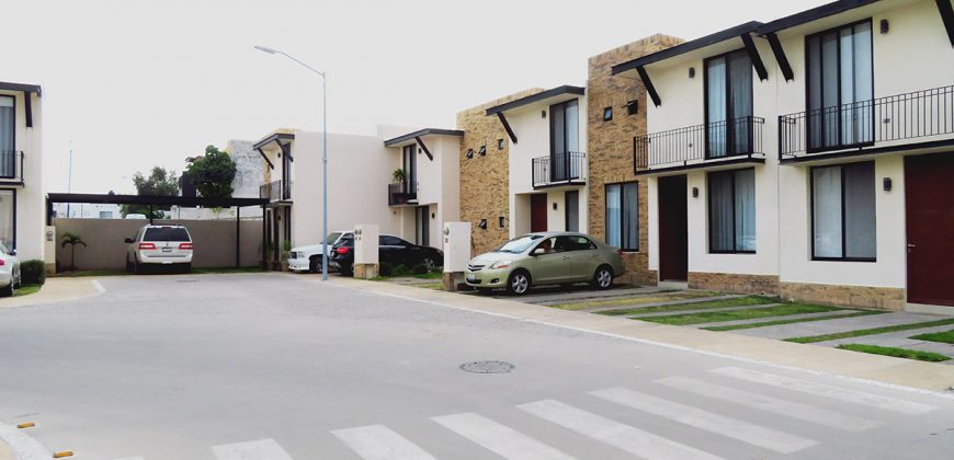 Casa En Renta En Puerta De Piedra Corregidora Querétaro