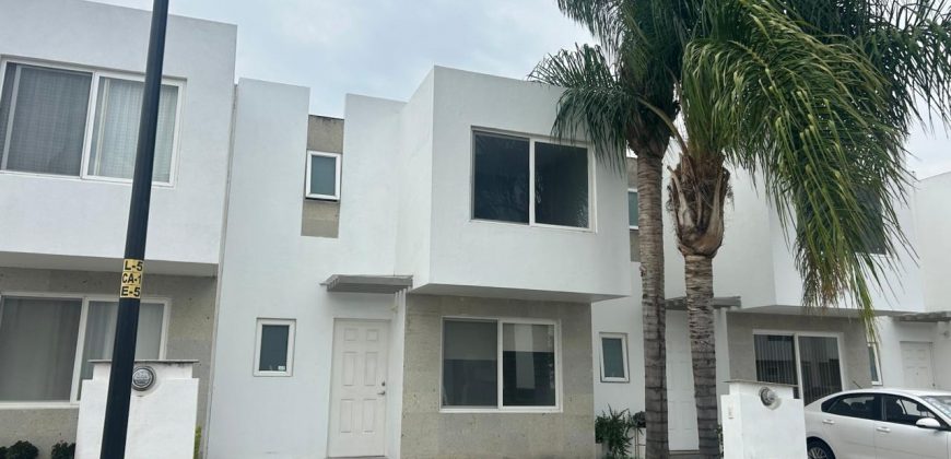 Casa en Renta en Paseos del Bosque Corregidora Queretaro