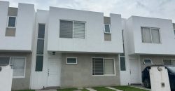 Casa en Venta en Paseos del Bosque Corregidora Queretaro