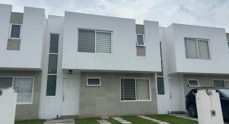 Casa en Venta en Paseos del Bosque Corregidora Queretaro