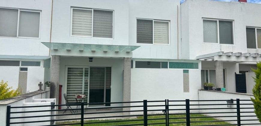 Casa en Venta en Paseos del Bosque Corregidora Queretaro