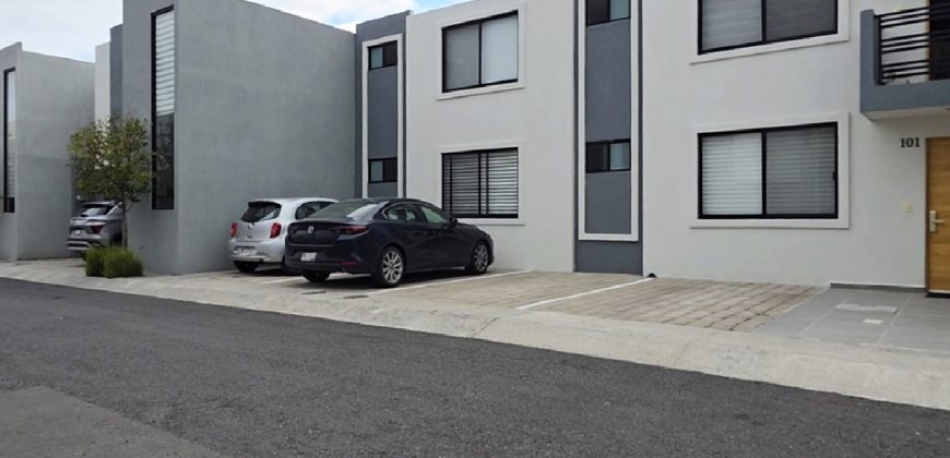 Departamento En Renta En Zakia Querétaro